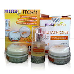 GLUTA FRESH WHITENING CREAM 3 IN 1 (BPOM)